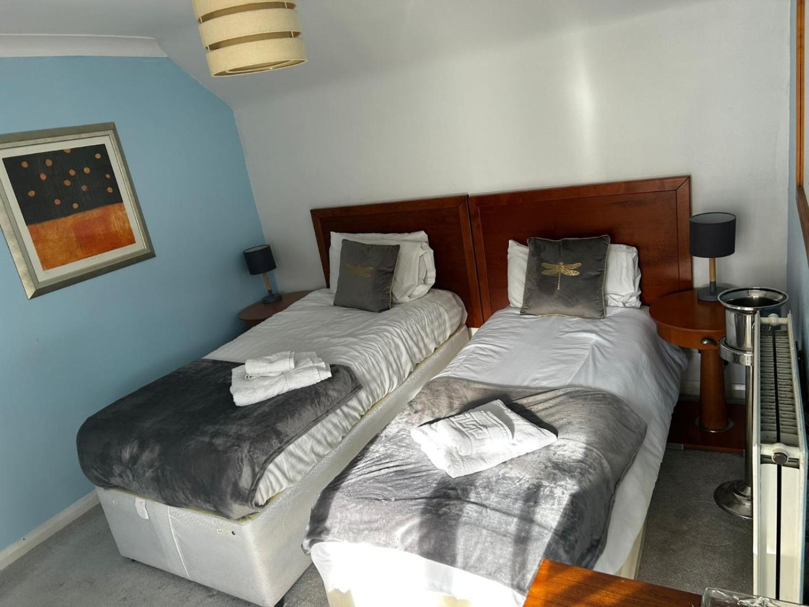 The Rose And Crown Hotel Wisbech Phòng bức ảnh
