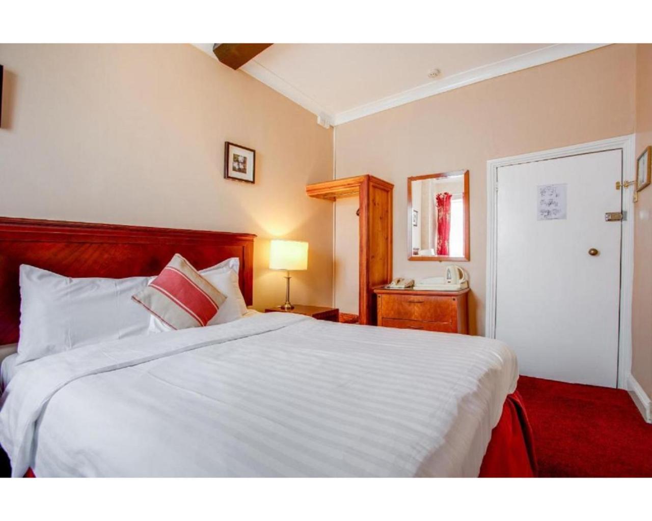 The Rose And Crown Hotel Wisbech Ngoại thất bức ảnh