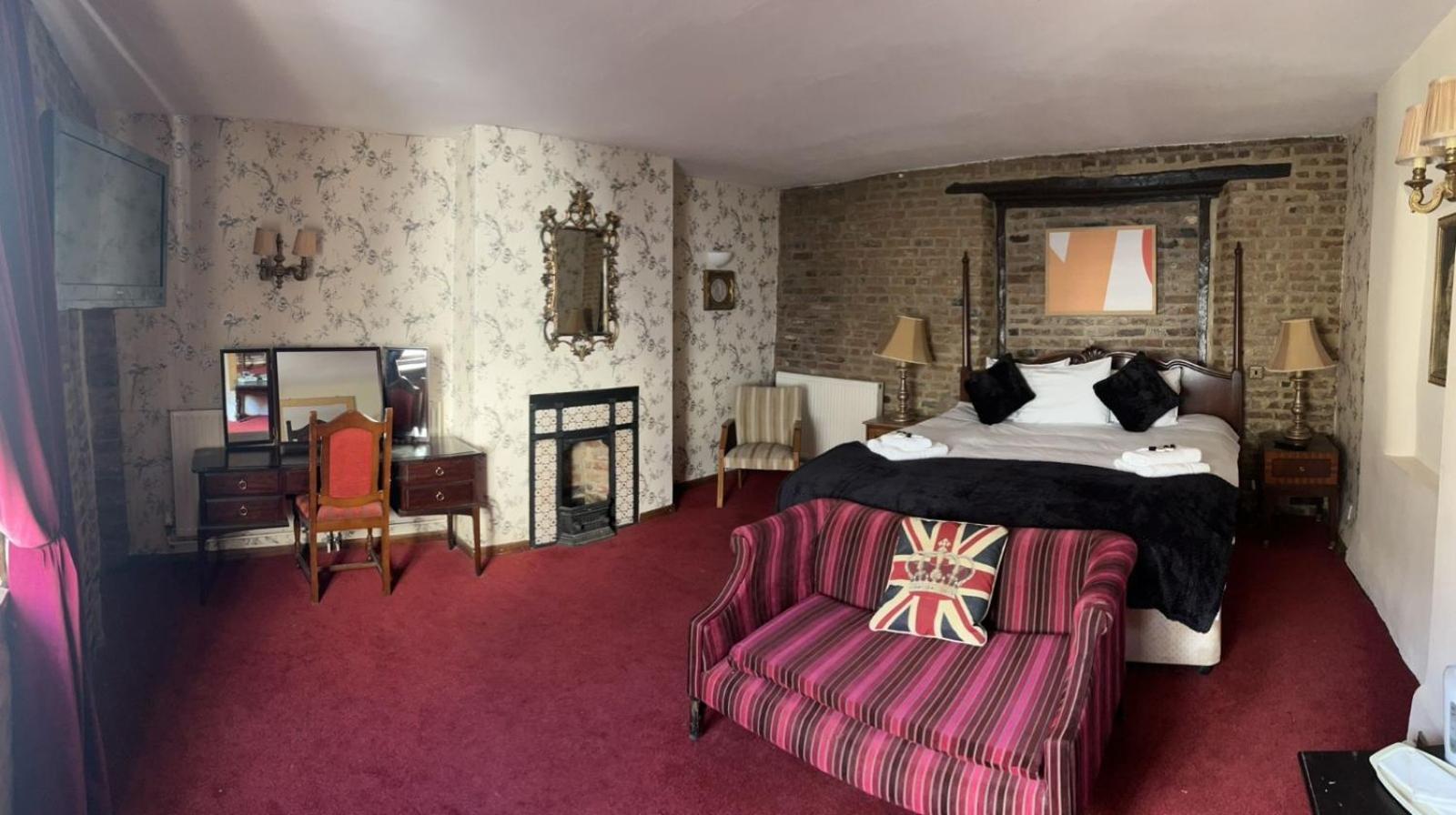 The Rose And Crown Hotel Wisbech Phòng bức ảnh