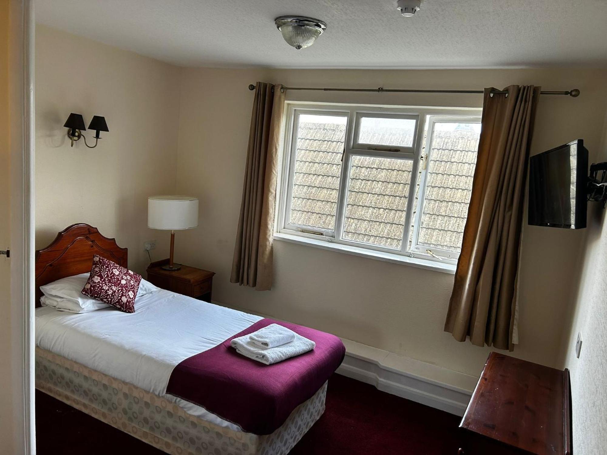 The Rose And Crown Hotel Wisbech Phòng bức ảnh