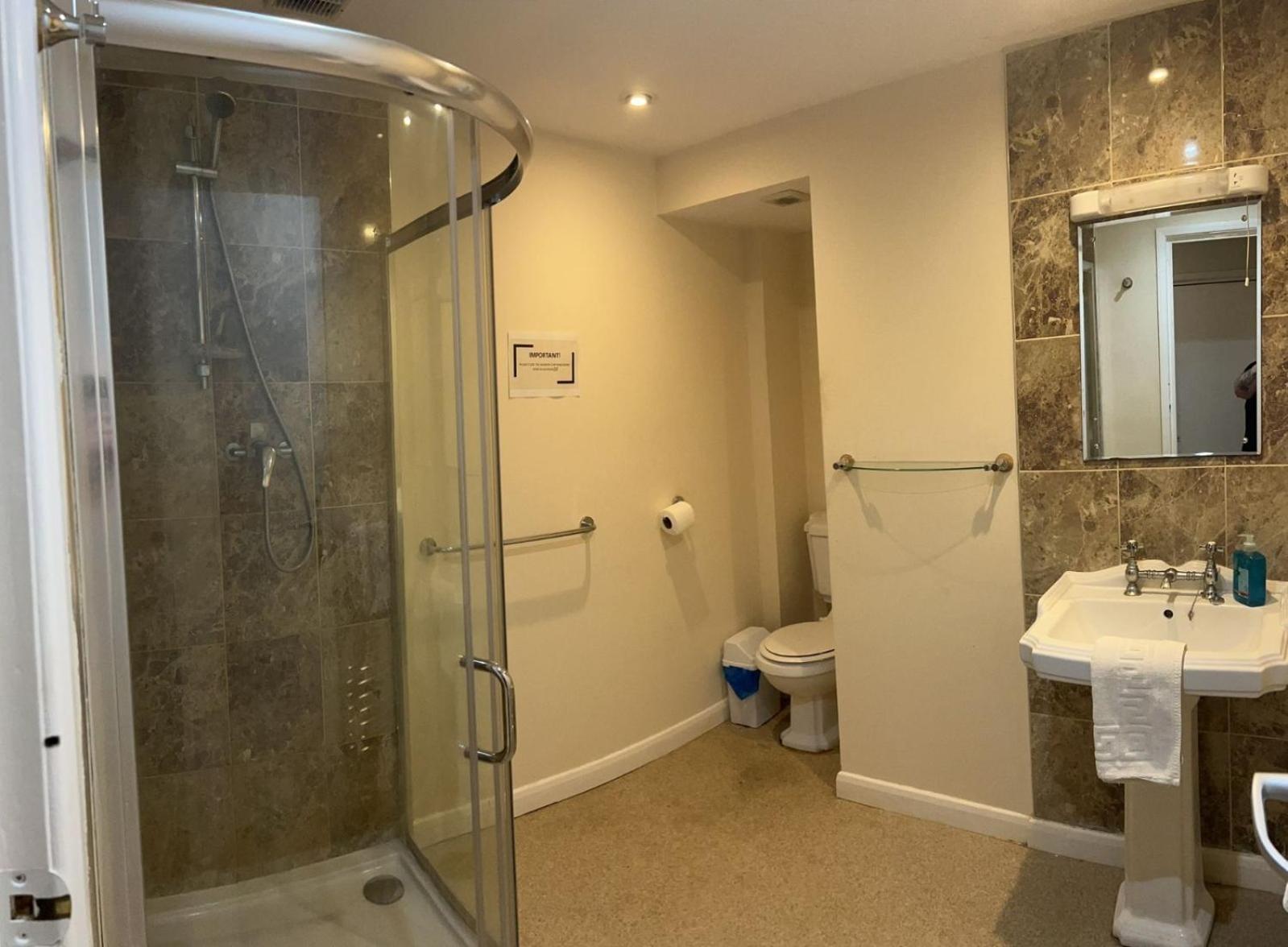 The Rose And Crown Hotel Wisbech Phòng bức ảnh