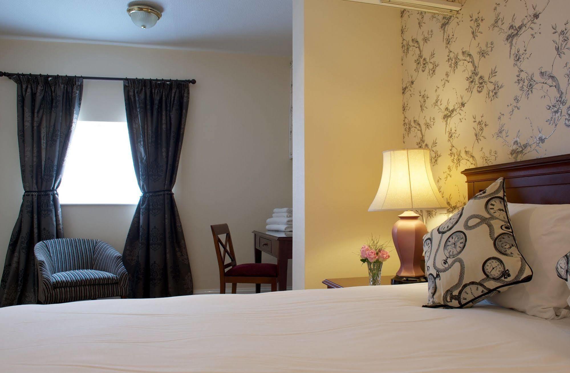 The Rose And Crown Hotel Wisbech Ngoại thất bức ảnh